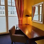 Schweriner Hof Hotel 3*