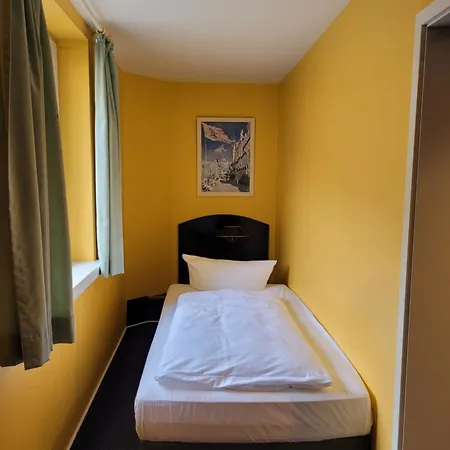 Hotel Schweriner Hof 3*
