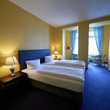 Np Schweriner Hof 3*