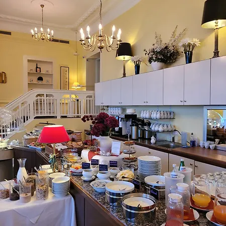 Schweriner Hof 3*