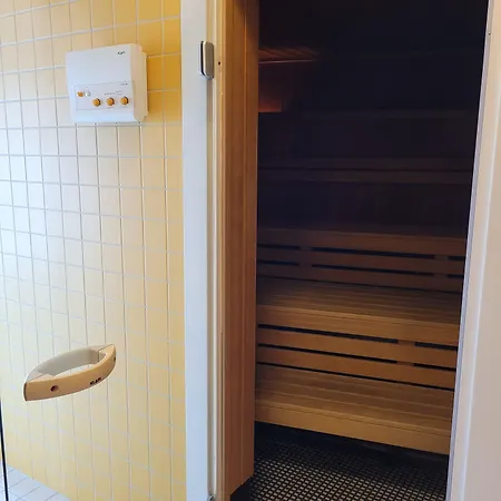 Np Schweriner Hof 3*