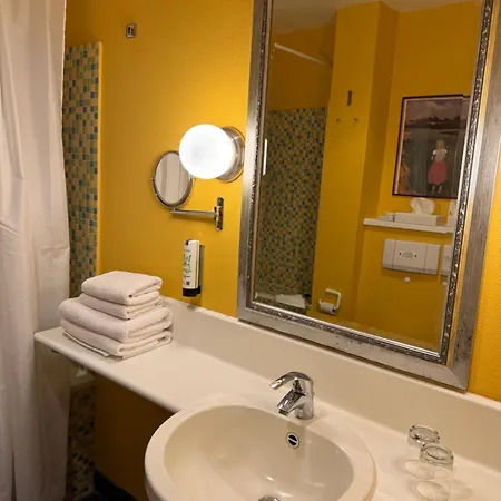 Schweriner Hof Hotel 3*