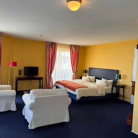 Hotel Schweriner Hof 3*