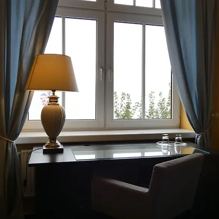 Schweriner Hof Hotel 3*