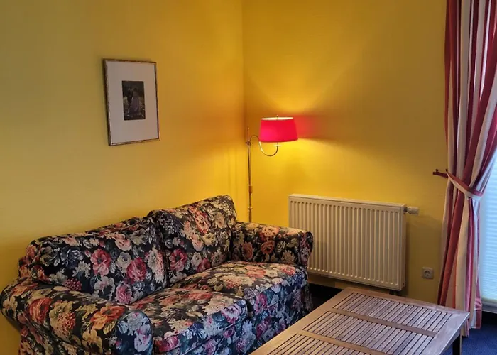 Schweriner Hof 3*