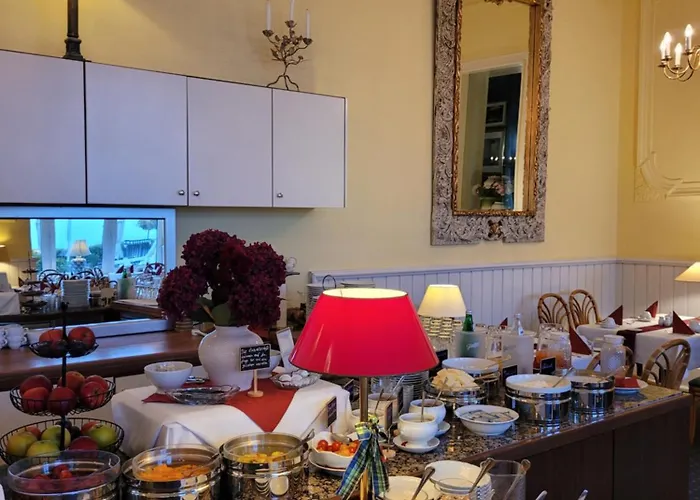 Schweriner Hof Hotel 3*