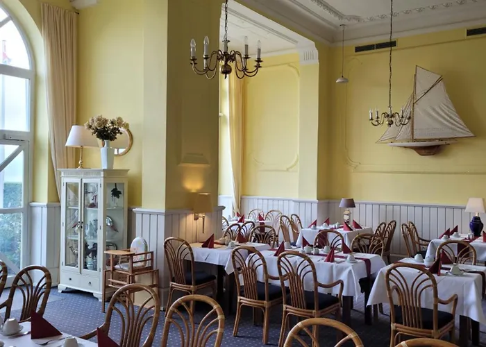 Schweriner Hof Hotel 3*